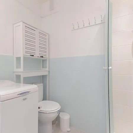 Daire Hight Standing Point Croisette